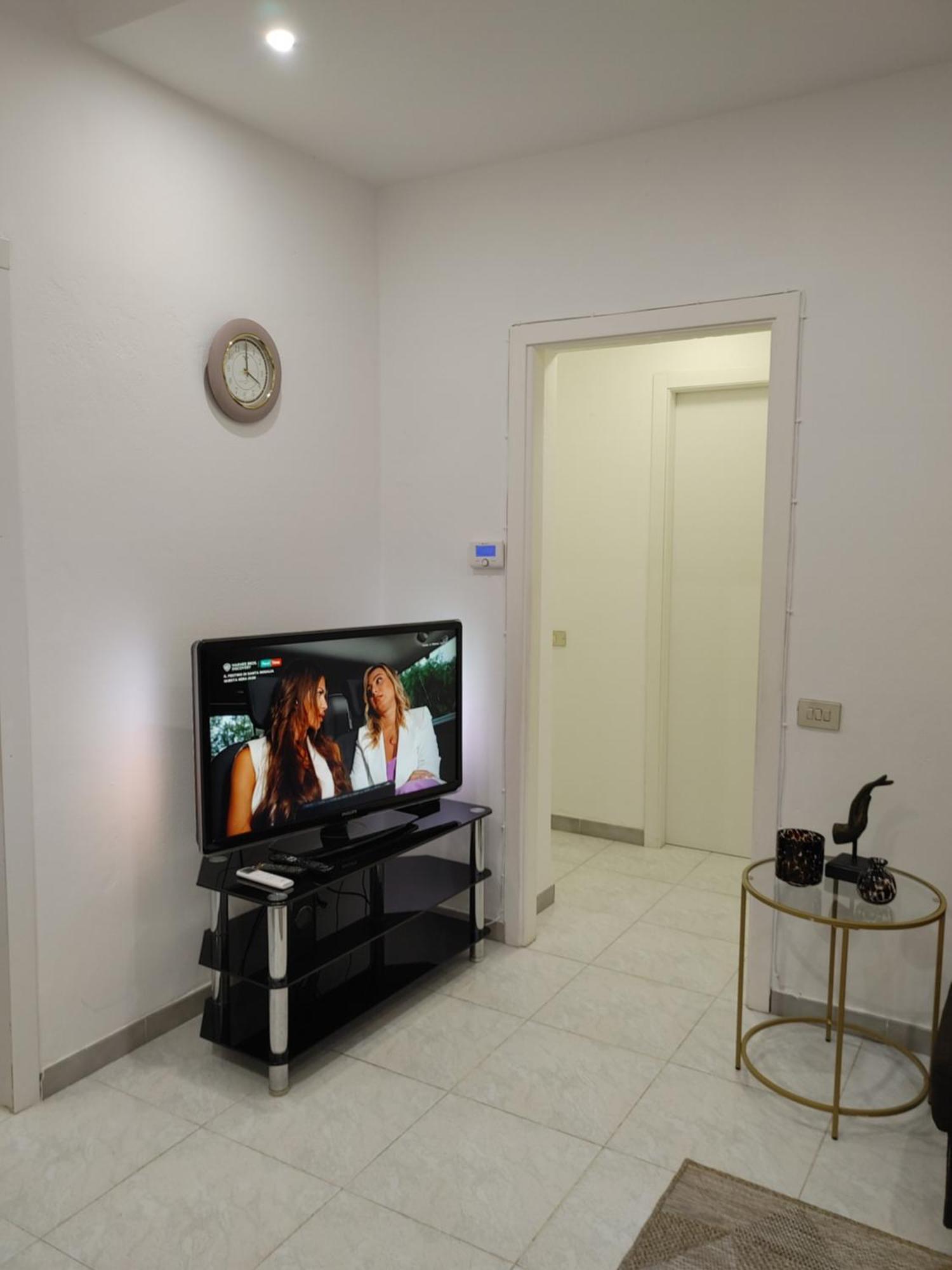 Mazzini Apartment - The V Collection Turate Kültér fotó
