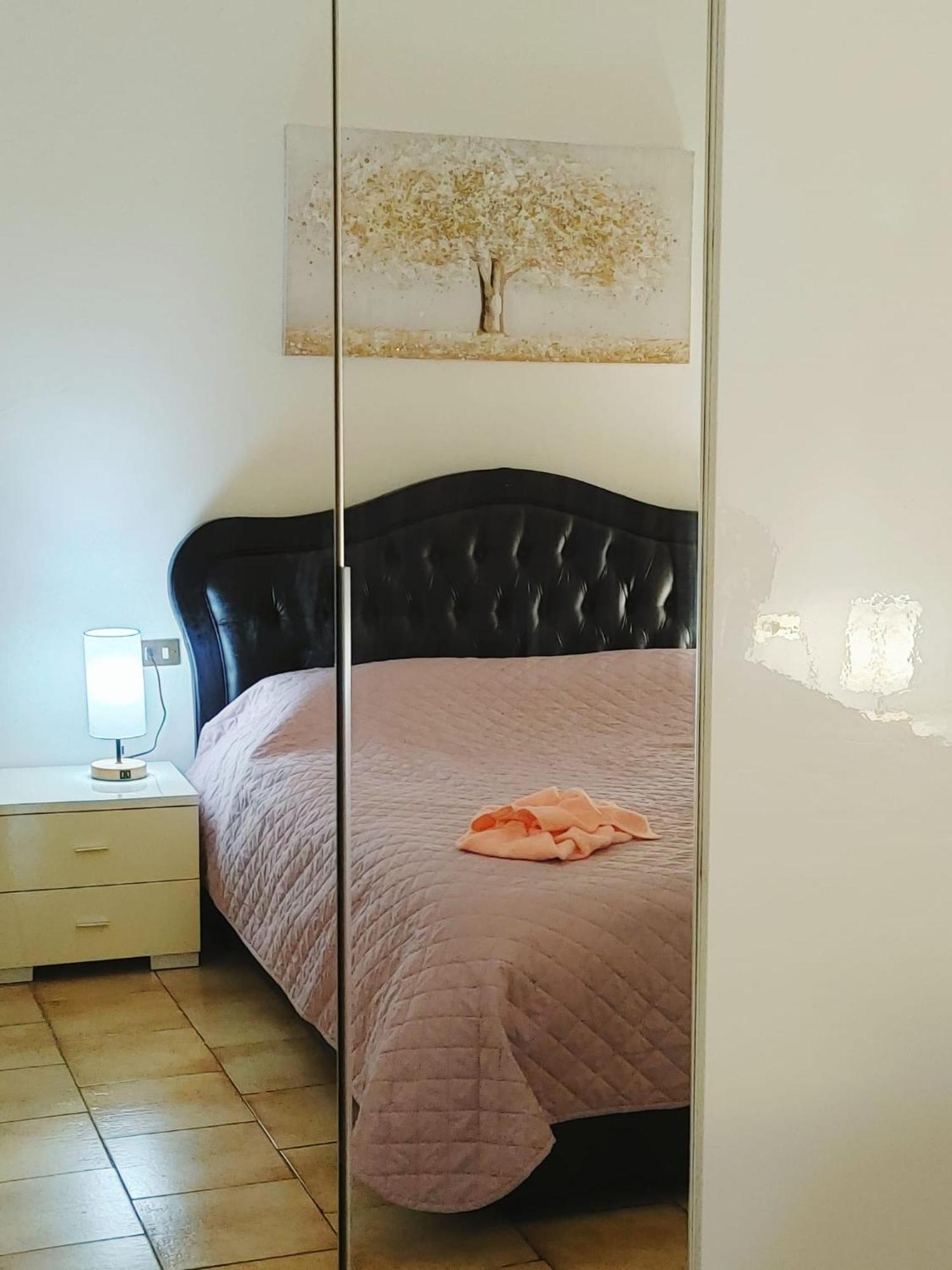 Mazzini Apartment - The V Collection Turate Kültér fotó